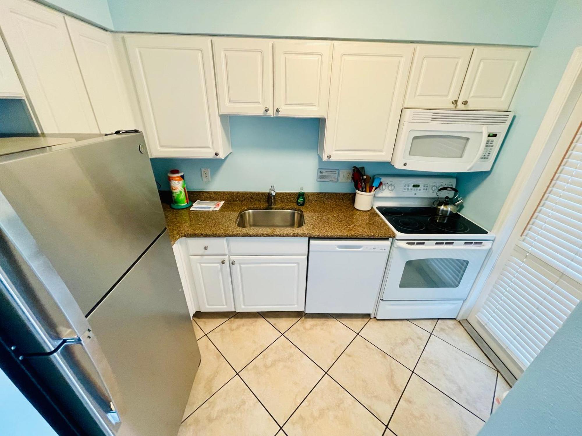 Gulf Coast Gem Private Condo - 2Bed, 1Bath, Sleeps 6, Across The Street From Beach & Gulf, Game Room, Pool Clearwater Beach Exteriör bild